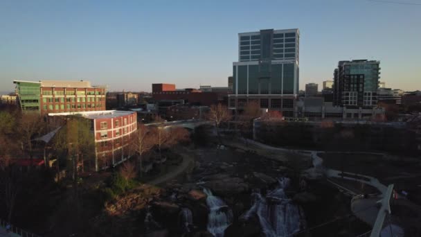 Drone Flying Away Waterfall City Skyline Sunrise — Vídeos de Stock