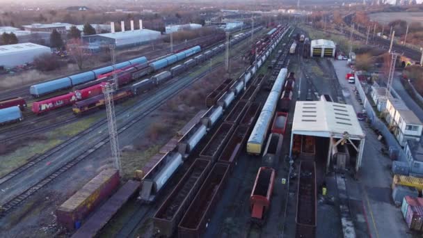 Aerial View Long Train Yard Tracks Freight Shipping Tanker Railway — ストック動画