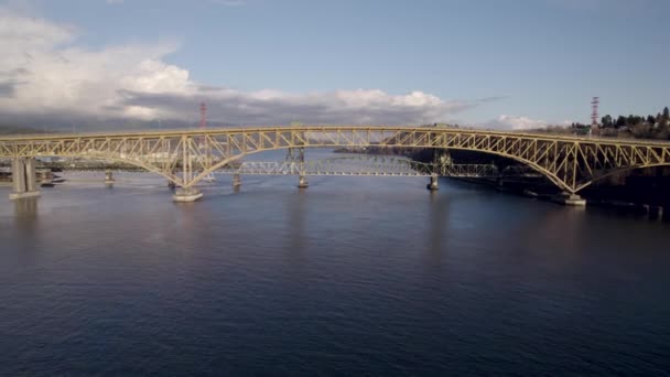 Ironworkers Memorial Bridge Und Second Narrows Rail Vancouver British Columbia — Stockvideo