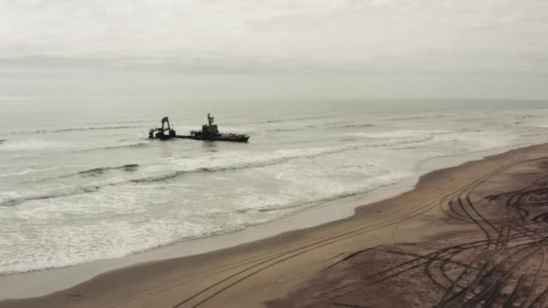 Abandoned Shipwreck Zelia India Atlantic Ocean South Henties Bay Skeleton — 비디오