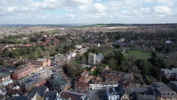 Royston Town Hertfordshire Aerial Drone Footage Pull Back Reveal — Stockvideo