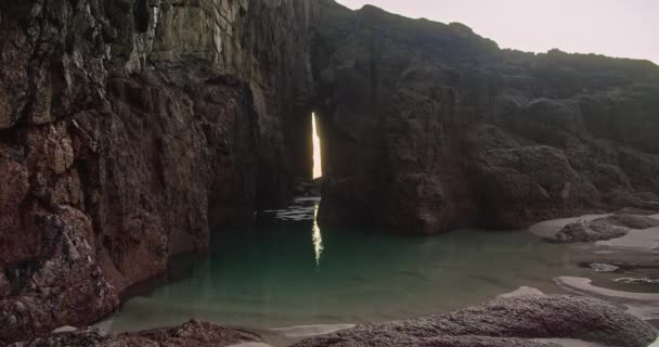 Grotte Panoramique Mer Nanjizal Beach Cornouailles Angleterre Retrait — Video