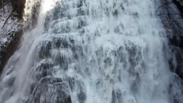 Flygfoto Över Waterfall Kall Solig Vinterdag Ithaca Faller Usa Närbild — Stockvideo