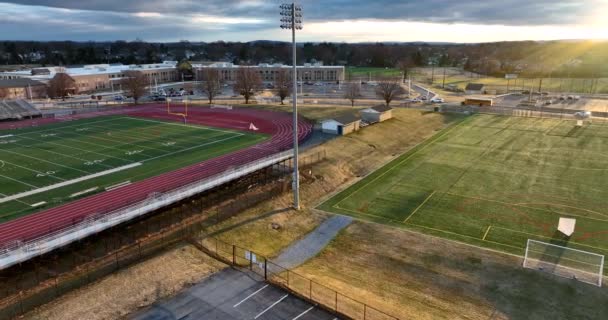 Aerial School College University Campus Football Soccer Field Usa Aerial — стоковое видео