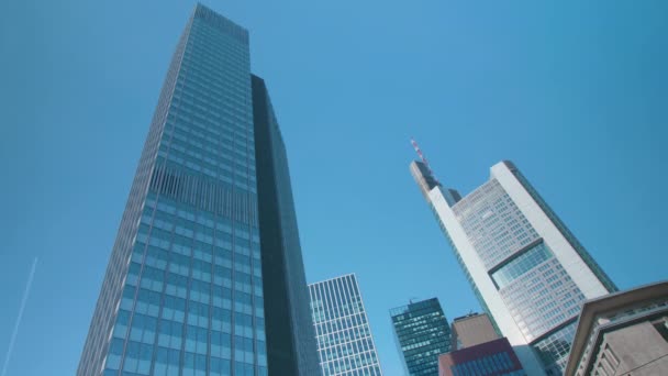 Arranha Céus Frankfurt Main Distrito Financeiro Chalupa Sykscraper Dia Ensolarado — Vídeo de Stock
