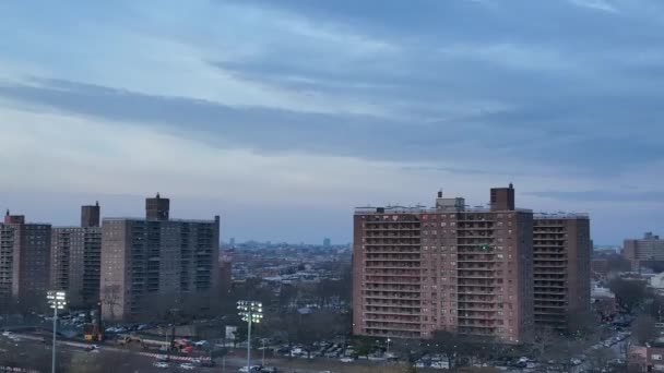 Letecký Výhled Calvert Vaux Park Brooklynu Během Zataženého Večera Náklaďák — Stock video