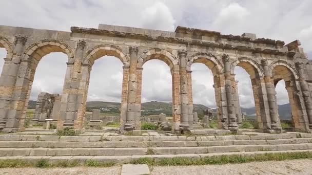 モロッコの古代ローマ都市ヴォリュビリスの映像 — ストック動画
