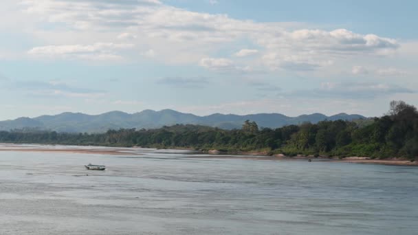 Boat Navigating Mekong River Flow Thailand Laos — Stock video