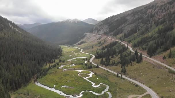 Aerial Pan Independence Pass Rocky Mountains Colorado — Stock videók