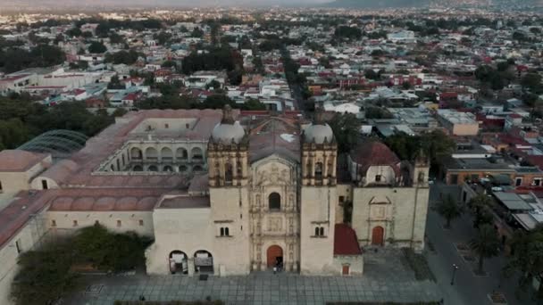 Santo Domingo Church City Oaxaca Mexico Aerial Drone Shot — Stok video