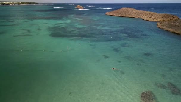 Drone Beach Take Man Swimming Crystal Clear Blue Water Beach — стокове відео