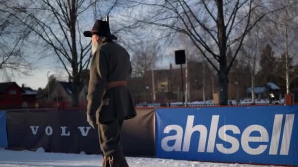 Historical Cross Country Skier Vasaloppet 100 Year Anniversary Celebration — Stockvideo