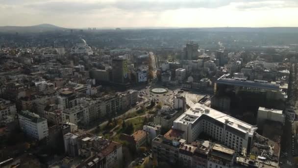 Beograd Serbia Luftutsikt Downtown Buildings Rundkjøring Slavija Square Evening Drone – stockvideo