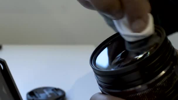 Close Shot Hands Photographer Cleaning Glass His Telephoto Camera Lens — Stock Video