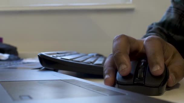 Close Shot Hand Mixed Race Office Employee Using Bluetooth Mouse — Stockvideo