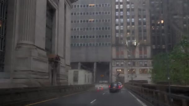 Pov Driving Rainy Park Avenue Grand Central Terminal New York — Vídeo de Stock