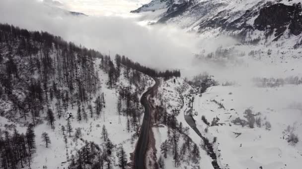 Aerial Landscape View Snow Covering Mountain Valley Valle Aosta Italian — Stockvideo