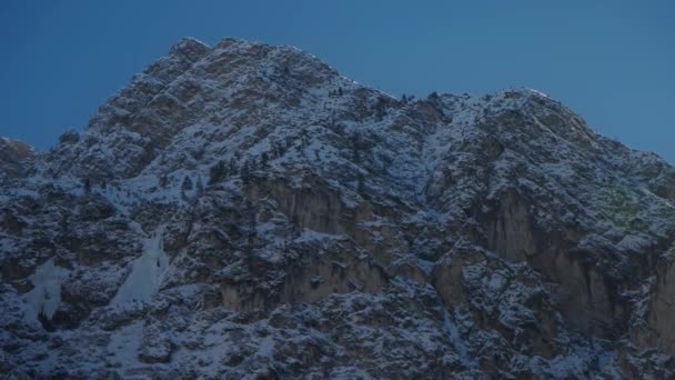 Dolomites Mountain Peaks Lake Braies Italian Alps Winter — Stockvideo