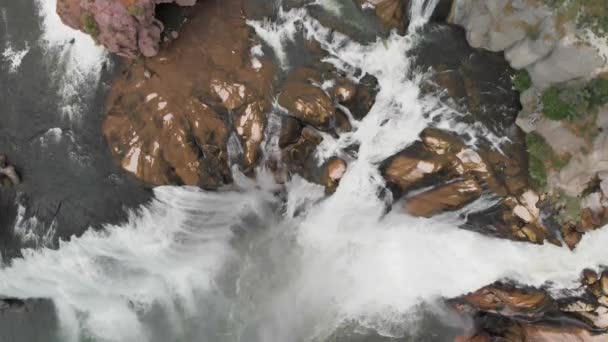 Top View Aerial Chaotic River Waterfall Shoshone Falls Idaho Slow – Stock-video