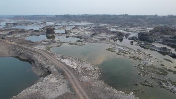 Horské Údolí Letecké Drone Pohled Řeka Mraky Letní Hory Krajina — Stock video