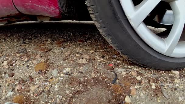 Focused Car Wheel Accelerating Slow Motion Sandy Ground — Wideo stockowe