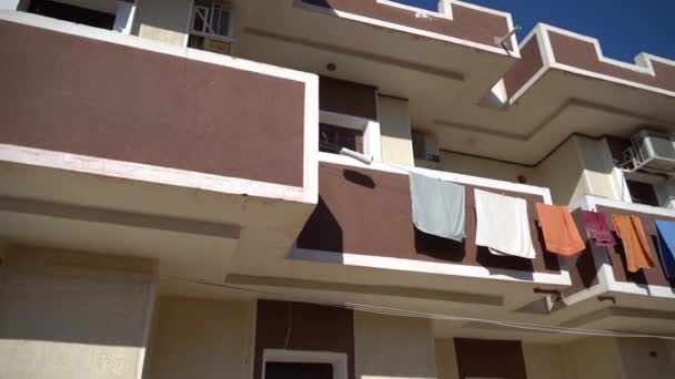 View Laundry Hanging Balcony House — Vídeo de Stock