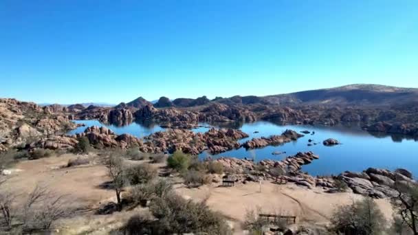 Antenne Des Watson Lake Außerhalb Von Prescott Arizona — Stockvideo