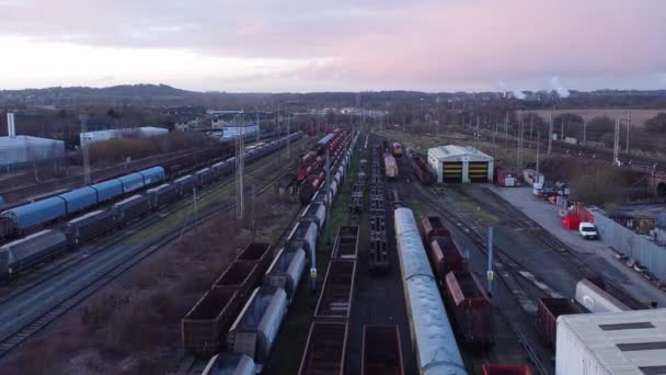 Sunrise Aerial View Long Railroad Tracks Heavy Diesel Locomotive Carriages — стоковое видео