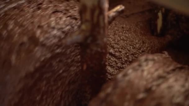 Chocolate Texture Flavor Being Developed Conching Machine Factory Macro — Vídeo de stock