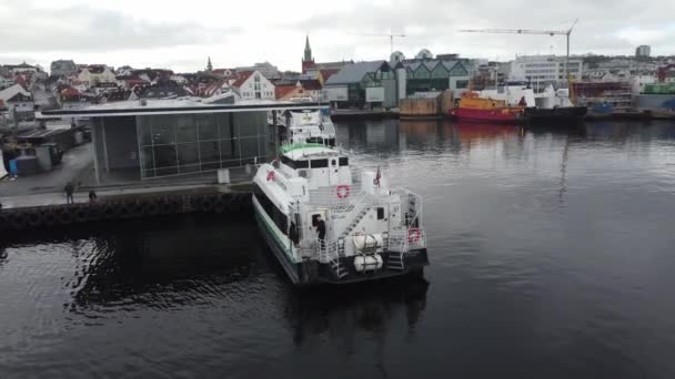 High Speed Passenger Express Boat Named Fjordsol Norled Company Alongside — Vídeos de Stock