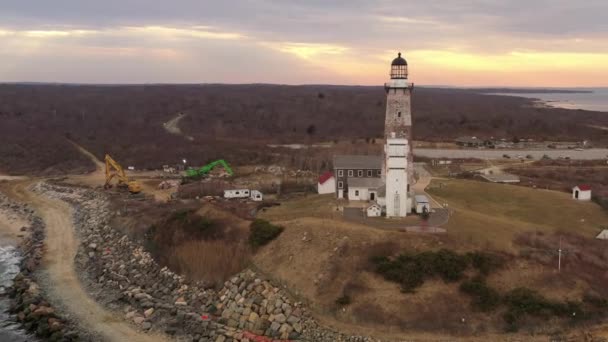 Aerial View Montauk Lighthouse Sunset Drone Camera Truck Left Pan — Wideo stockowe