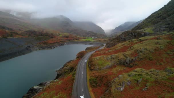 Narrow Road Brightly Colored Mountain Scenery Dinorwic Quarry Aerial Shot — Video Stock