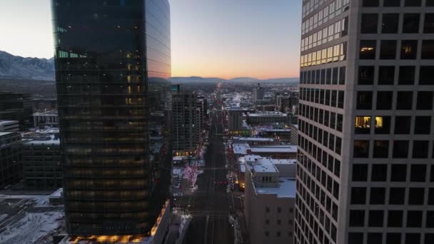 Beautiful Sunrise State Downtown Salt Lake City Utah Aerial Forward — Stockvideo