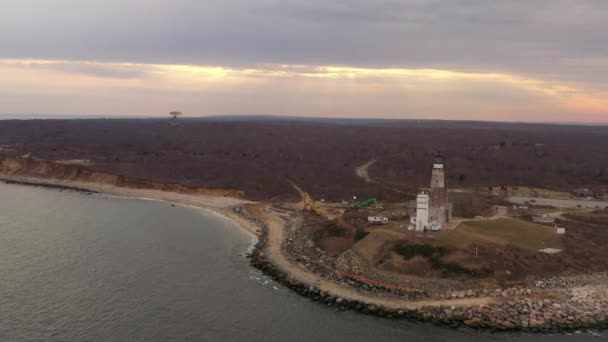 Aerial View Montauk Lighthouse Cloudy Sunset Drone Camera Truck Left — Wideo stockowe