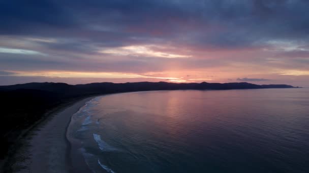Мбаппе Вид Пайвэйн Залив Спиритс Опоппинг Нортленде Новая Зеландия Воздушный — стоковое видео