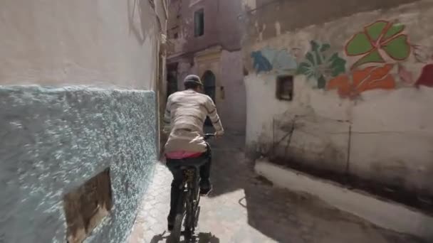 ชายคนหน กรยานใน Medina ของ — วีดีโอสต็อก