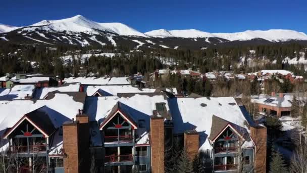 Aerial View Buildings Houses Breckenridge Sunny Colorado Low Drone Shot — Stockvideo