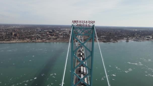 Ambassador Bridge Sign Endless Line Semi Trucks Piling Aerial View — Stockvideo