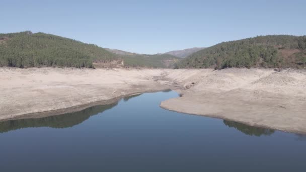 Water Basin Season Dry Aceredo Dam Spain Aerial Forward — Video