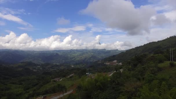 Natural Landscape Beautiful View Mountains Full Trees Blue Sky — ストック動画