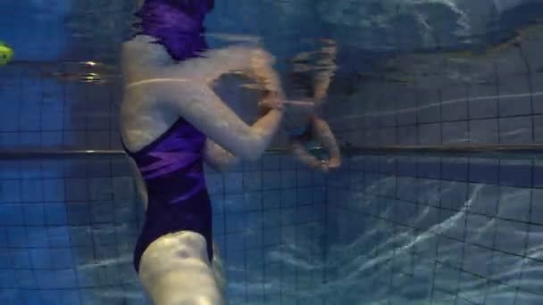 Little Baby Her Mother Having Swimming Lesson Pool Mother Holding — Stock video