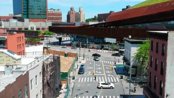 Barclays Center Pre Covid Zoom Ovanför Atlantic Avenue — Stockvideo