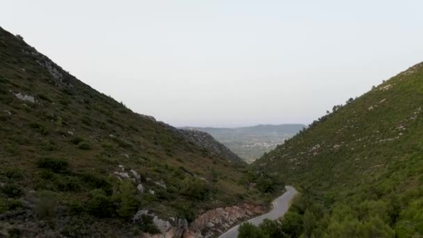 Ascendant Aerial Drone View Winding Mountain Road Passing Valley Ionian — Vídeos de Stock