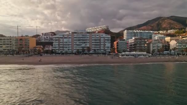 Drone Flying Upwards Water Coastline Benalmadena Spain — Stockvideo