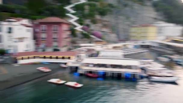 Aerial Panning Blur Shot Sorrento Italy Vesuvius View Luxury Private — стоковое видео