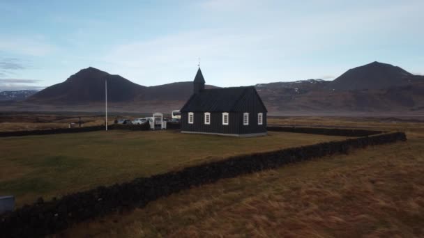 Tiny Wooden Church Scenic Natural Area Lava Field — ストック動画