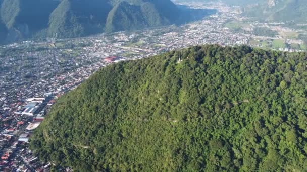 Rund Utsikt Över Orizaba Kommunalpalats Mexiko Utsikt Över Bergen Staden — Stockvideo