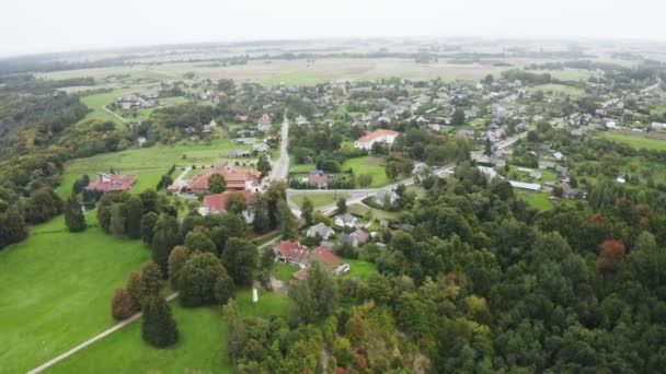 Foto Aerea Una Piccola Città Con Molti Parchi Verdi Lituania — Video Stock