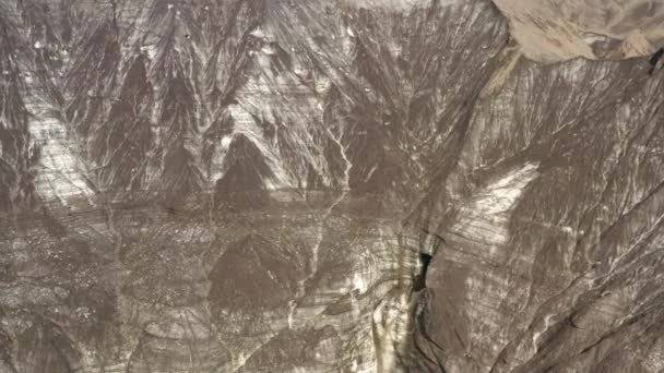 Aerial Revealed Flowing Stream High Cave Huge Boulder Katla Volcano — Vídeos de Stock