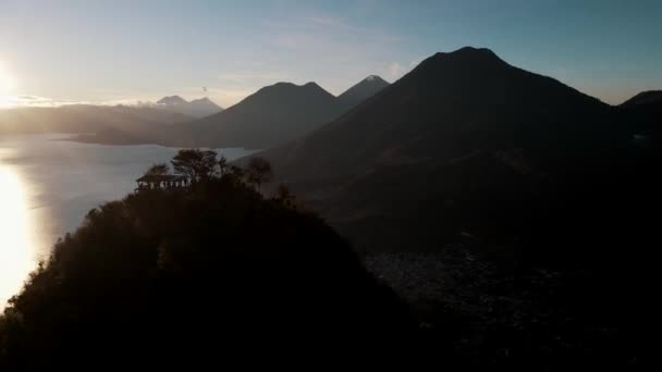 Beautiful Sunset Scenery Rostro Maya Lake Atitlan Guatemala Aerial Shot — стокове відео